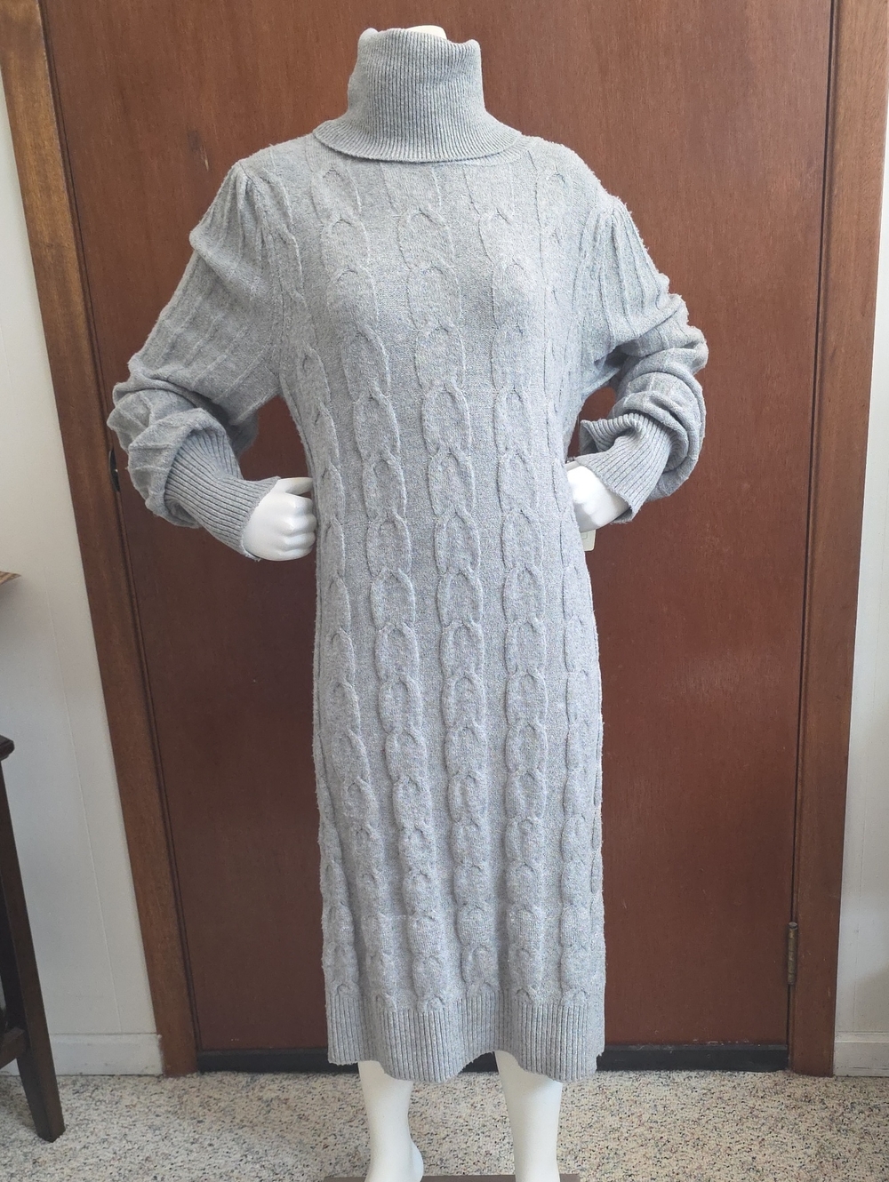 0824 Peyton‎ & Parker Light Gray Cable Knit Turtleneck Dress; M